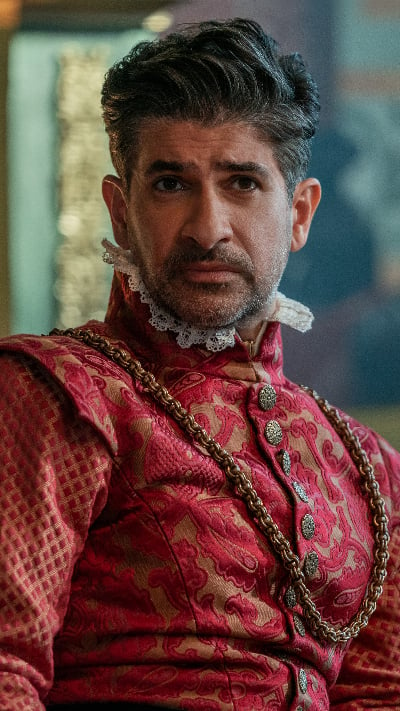 Rhys Jaffrey as François, Duke of Guise