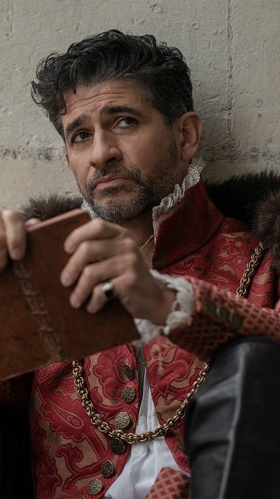 Rhys Jaffrey as François, Duke of Guise