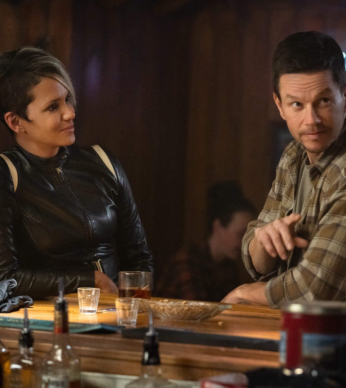 Halle Berry and Mark Wahlberg in Netflix's The Union.