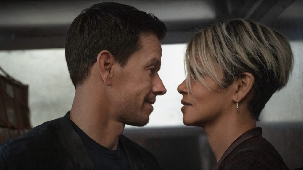 Mark Wahlberg and Halle Berry star in the Netflix series The Union, in which they play former lovers.